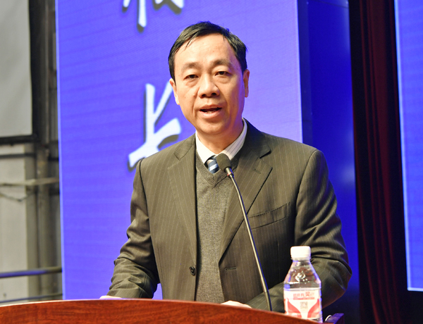 1蔡建辉校长讲话.jpg